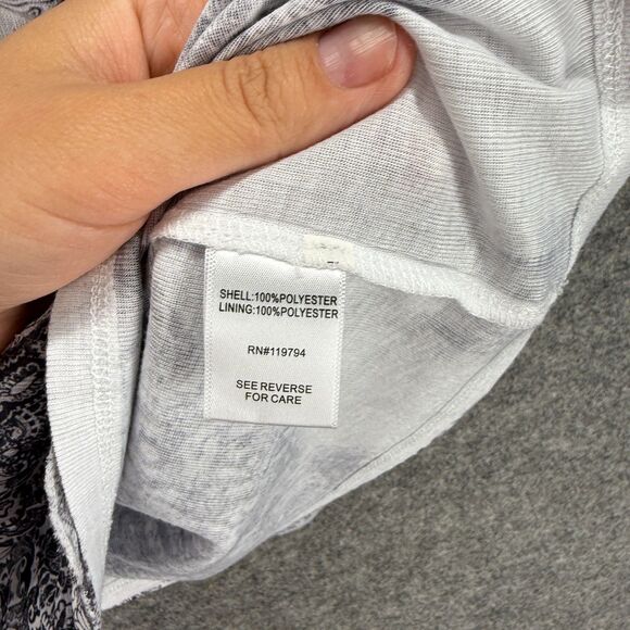 World Unity Blouse Women M Medium Black Geometric 3/4 Sleeve Round Neck Lined - Picture 4 of 9